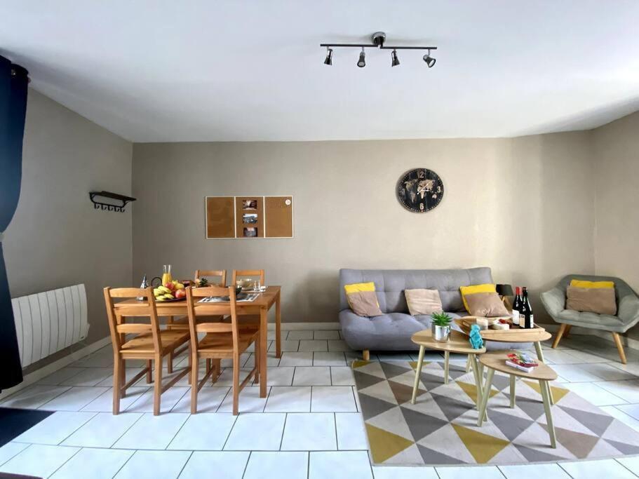 Apartmán Logis Du Parc By Melrose Bayeux Exteriér fotografie